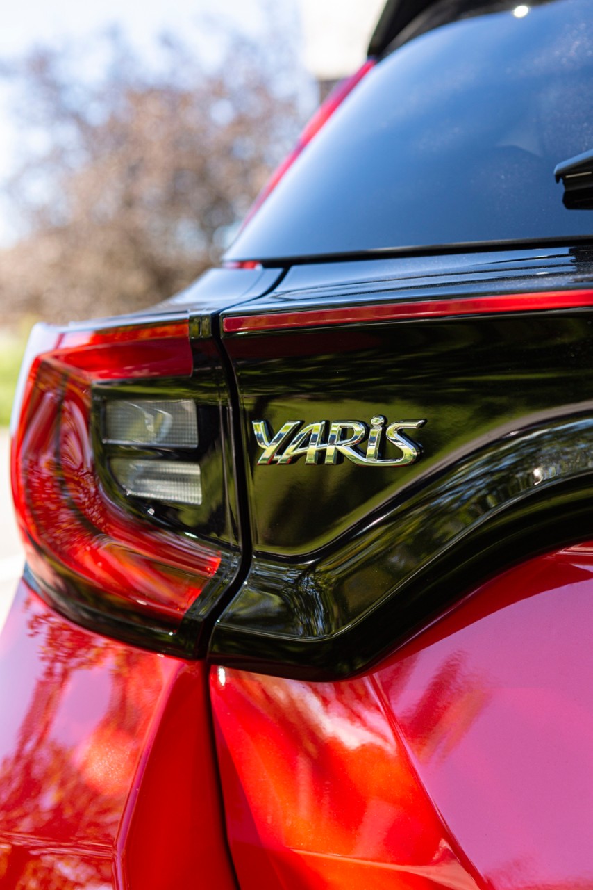 Toyota Yaris Hybrid  