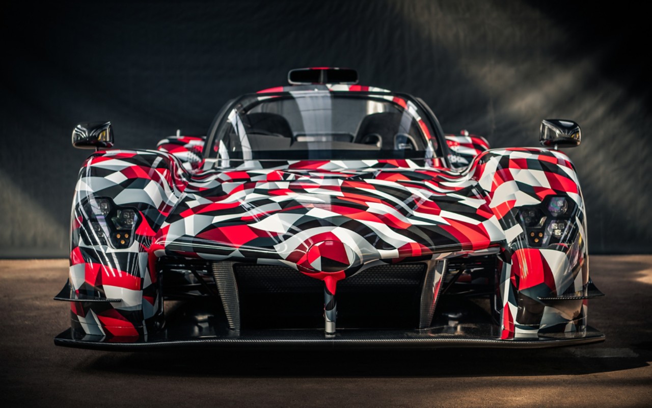TOYOTA GAZOO Racingin WEC-tiimin auto TS050 Hybrid #8