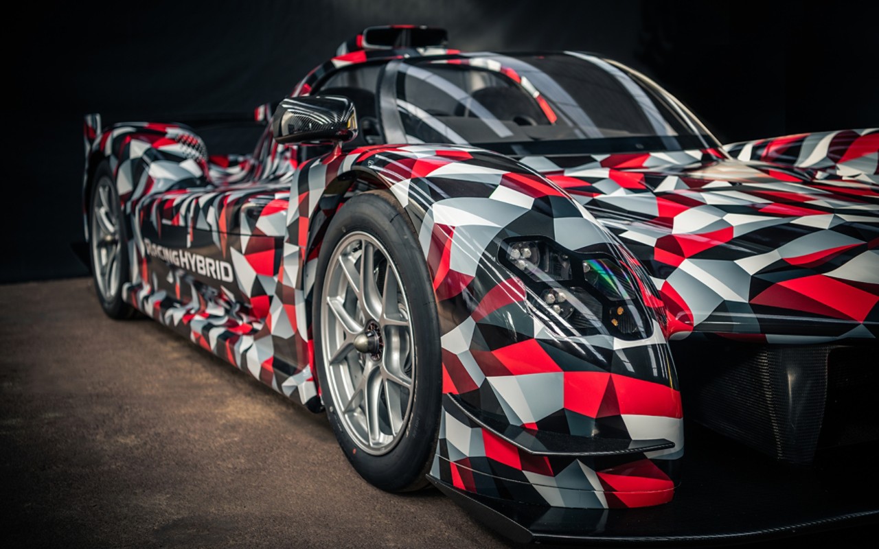TOYOTA GAZOO Racingin WEC-tiimin auto TS050 Hybrid #8