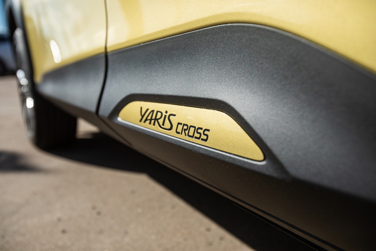 Yaris_Cross-12