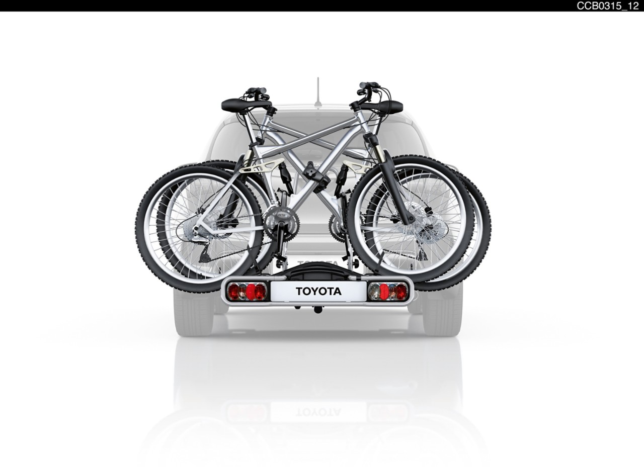 Toyota polkupyöräteline 2 pyörälle, vetokoukkuun