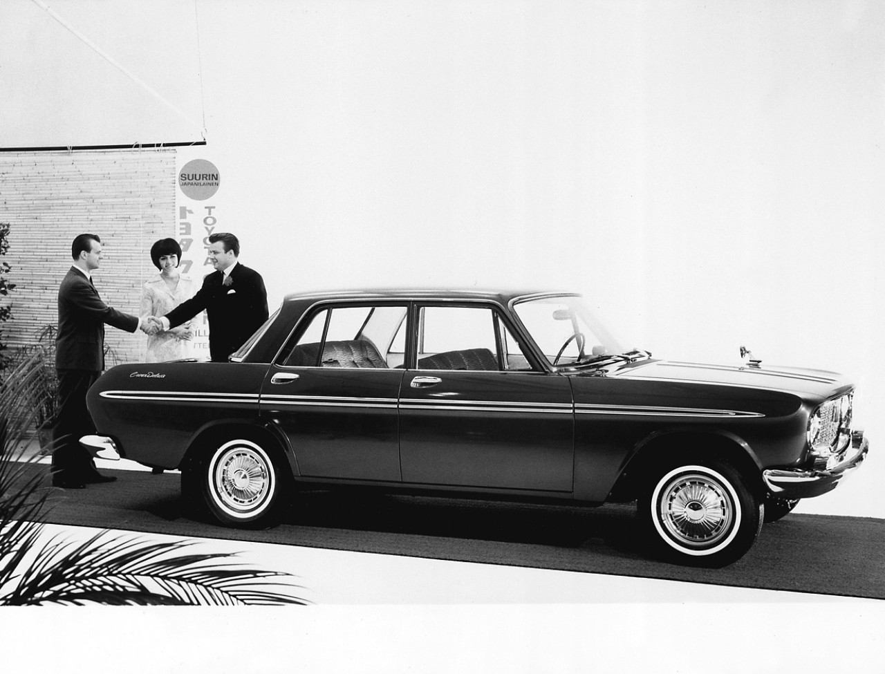 Toyota Crown vuosimallia 1964