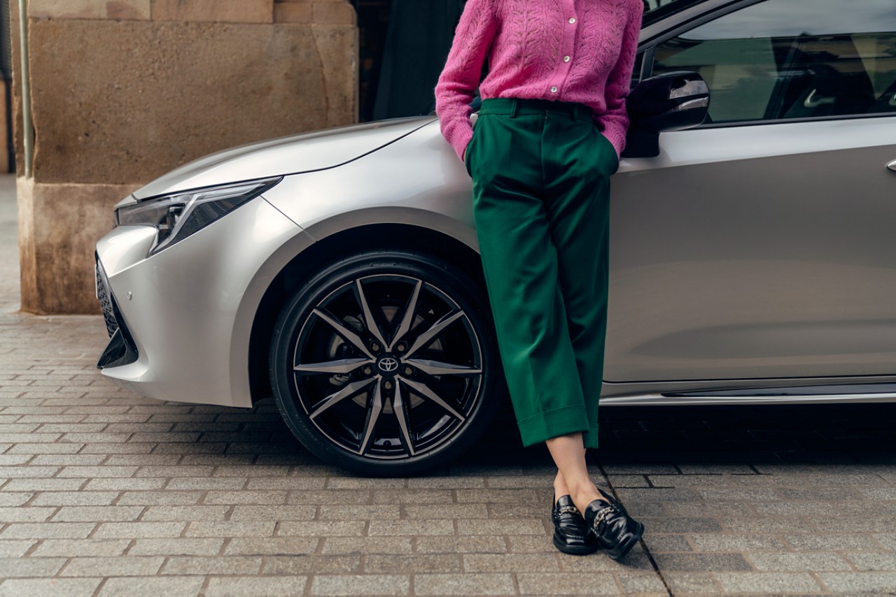 corolla touring sports