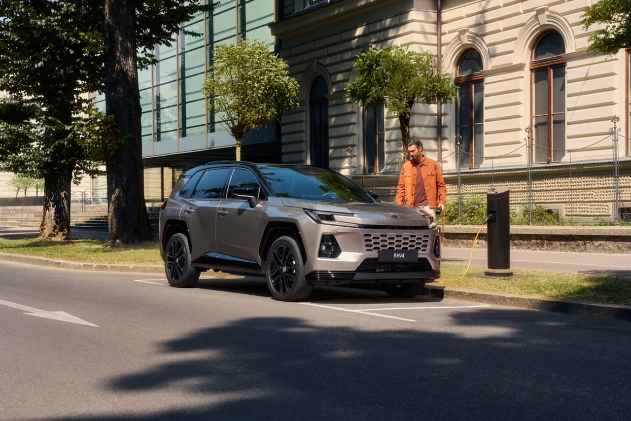 Toyota C-HR Plug-in Hybrid
